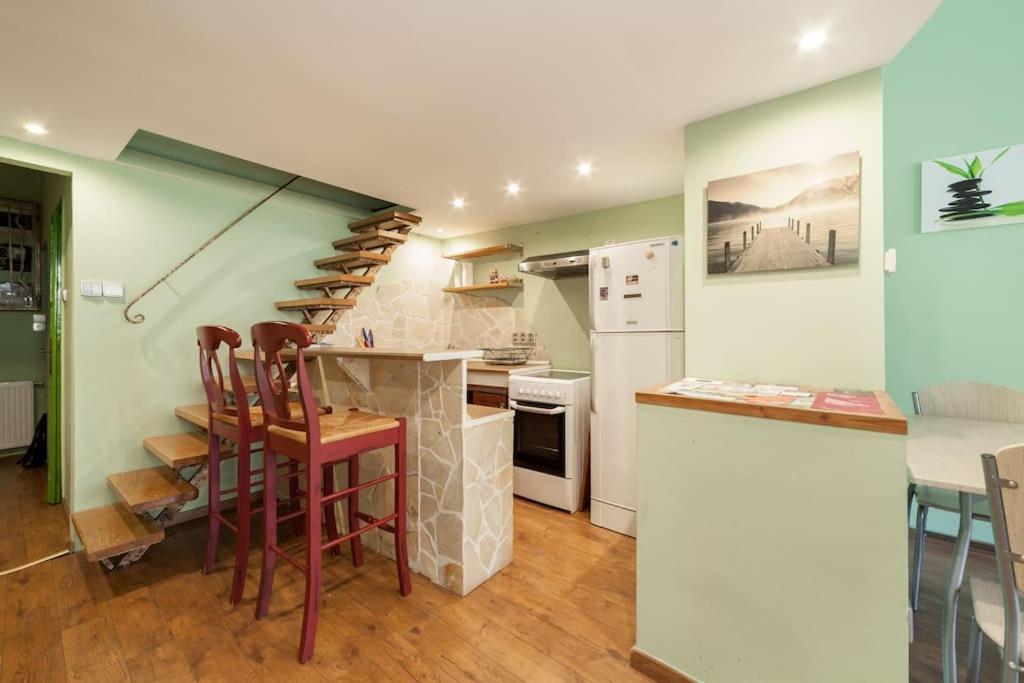 Main Street Apartment / Heart Of Bp Budapest Bagian luar foto